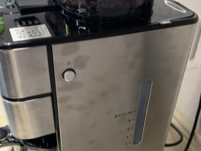 现磨咖啡机故障排解手册（解决现磨咖啡机故障的简易方法）