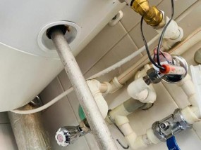 热水器不出热水怎么维修（自己动手解决热水器不出热水的常见问题）