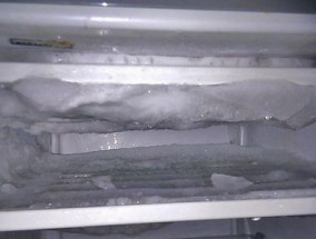 冰箱结冰问题解决指南（冰箱结冰原因）