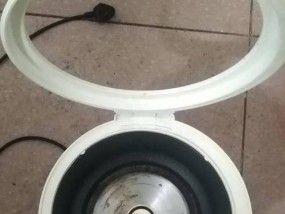 电饭煲盖子打不开怎么办？如何快速解决？