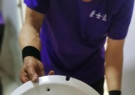 怎么修热水器妙招视频？视频中有哪些实用技巧？