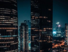 夜景天台无人机怎么用手机拍照？最佳设置是什么？