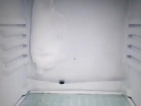 冰箱放水口漏水修理方法（解决冰箱放水口漏水的有效措施）