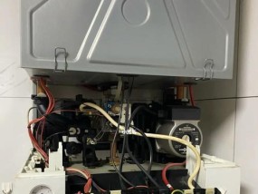 停水怎么办（解决家用燃气壁挂炉停水问题的实用技巧）