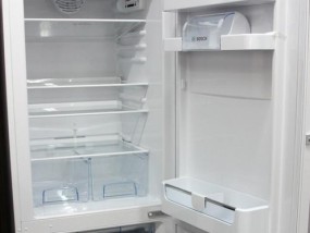 冰箱出水问题的原因及解决方法（避免冰箱出水）