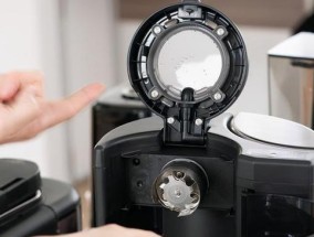 探究咖啡机压力不稳的原因（解析咖啡机压力波动的原因及解决办法）