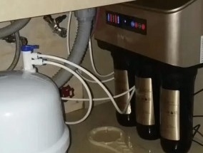 如何解决净水器显示无压力的问题（排查故障原因）