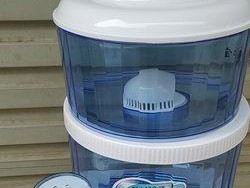 解决净水器水桶满了的问题（应对净水器水桶溢满的方法和措施）