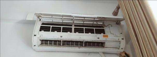 空调漏水的原因及解决方法（揭秘空调漏水的根源）  第1张