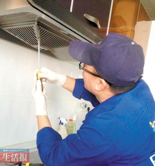 高层楼油烟机清洗的方法与注意事项（保持高层楼油烟机清洁）  第1张