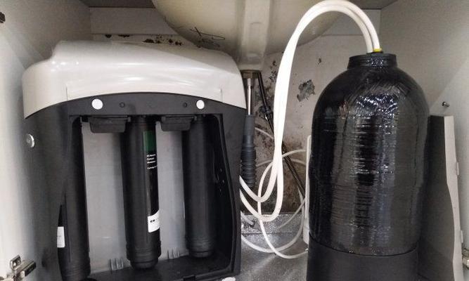 净水器滤芯滴水问题的解决方法（如何解决净水器滤芯持续滴水的困扰）  第1张
