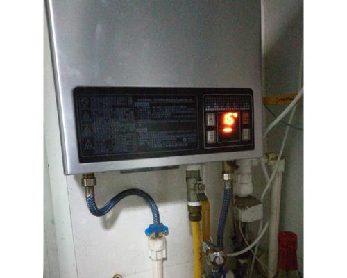 如何正确清理美的热水器（了解清洁步骤）  第3张