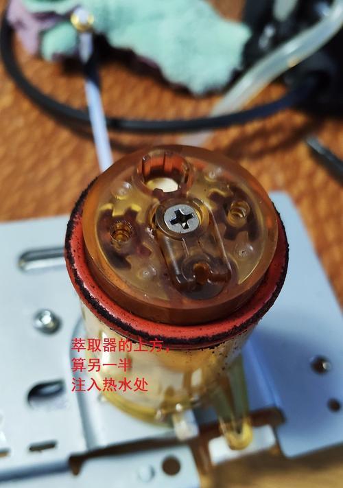 咖啡机坏了怎么修理（解决咖啡机故障的简单方法）  第3张