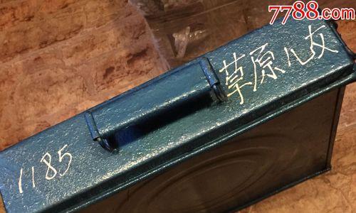 80年代教学投影仪是什么？有哪些特点？  第2张