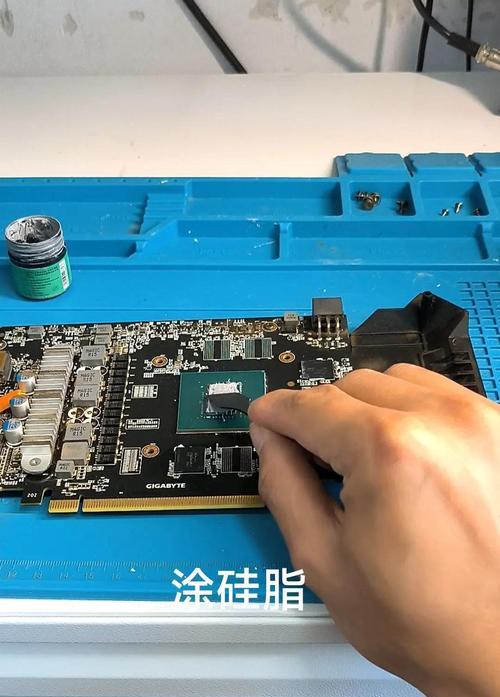 显卡拆卸细螺丝的正确方法是什么？  第1张
